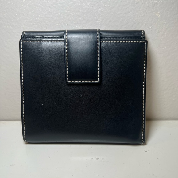 Dooney & Bourke vintage small wallet. - Picture 2 of 5